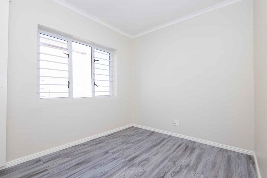To Let 3 Bedroom Property for Rent in Morgenster Heights Western Cape